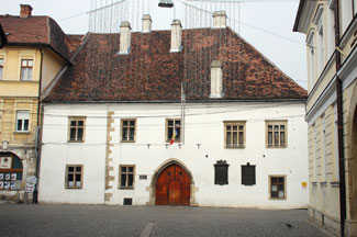Casa Matei Corvin